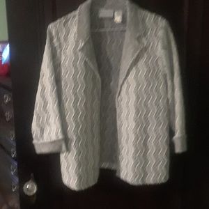 Pretty fall and spring Alfred Dunner jacket.